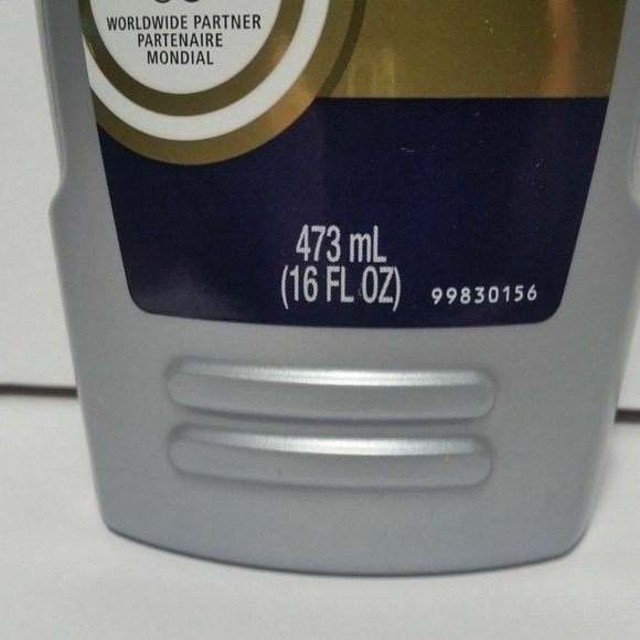 Gillette Sport Clean & Refreshing Body Wash Sport Scent 2) Bottles - Picture 4 of 10